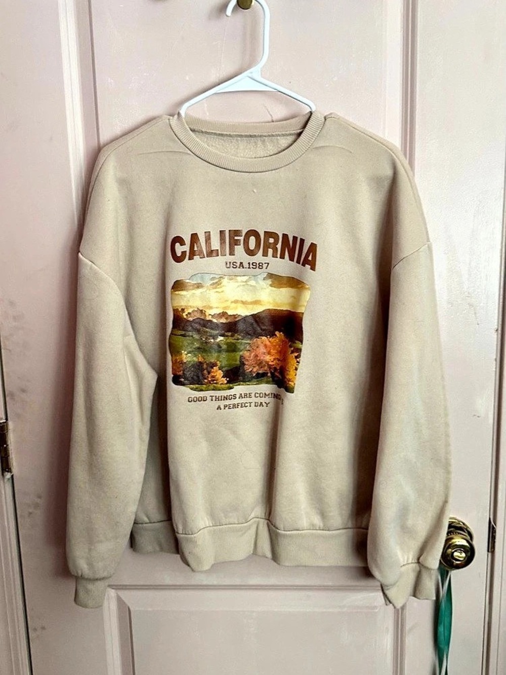 SHEIN Retro California Sweatshirt: Unisex Sunset Graphic Chic Tops Beige XL